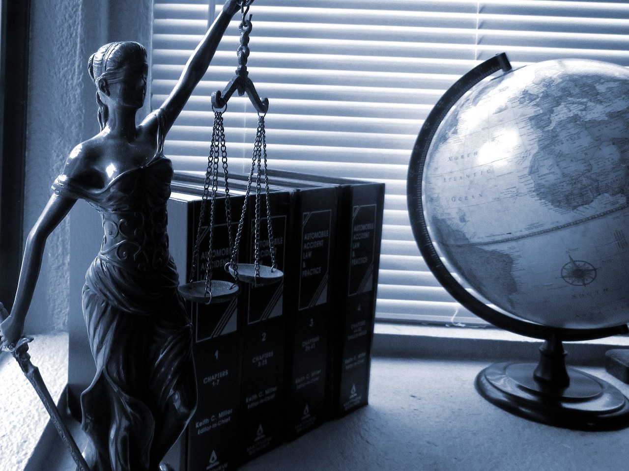 legal-evolution-recht-systemtechnik